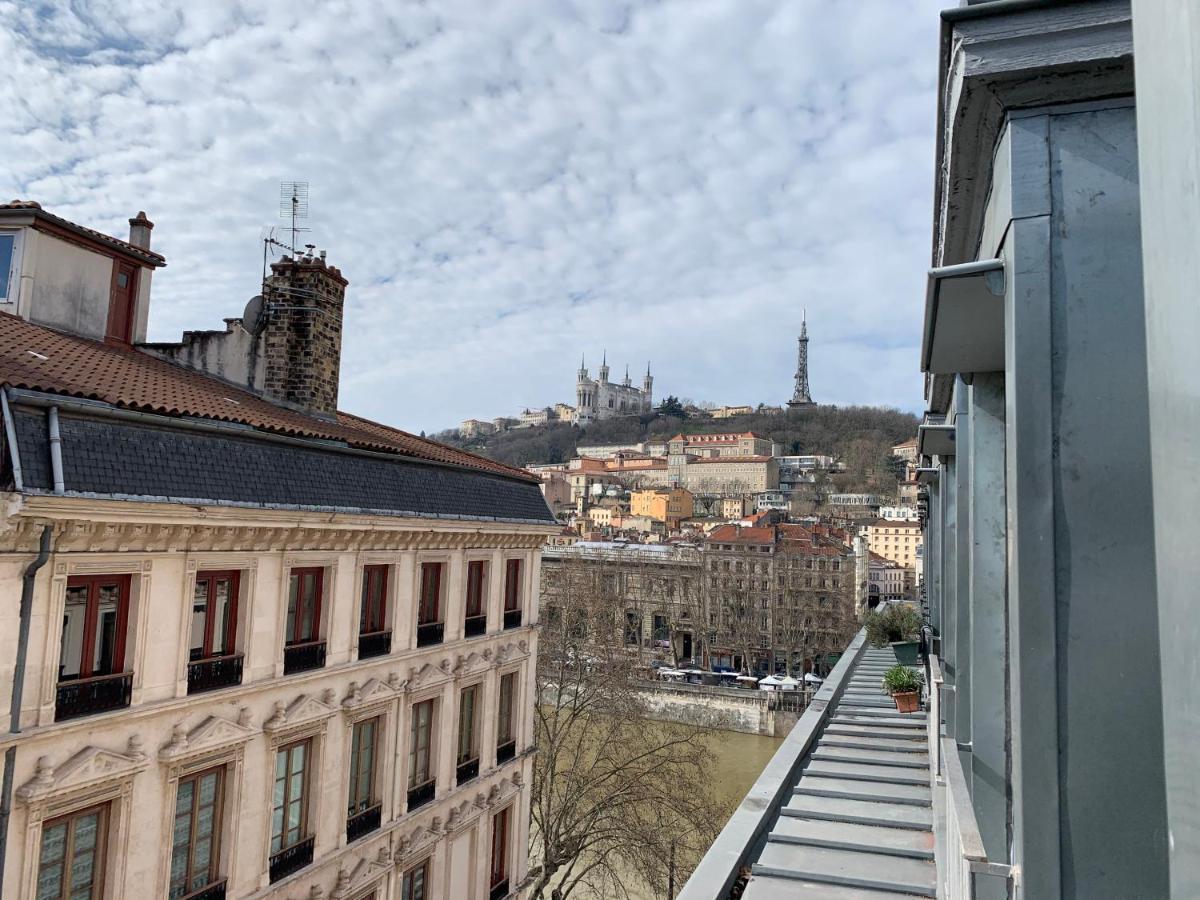 Celect'In Lyon Suites Climatisees Skyview Екстер'єр фото