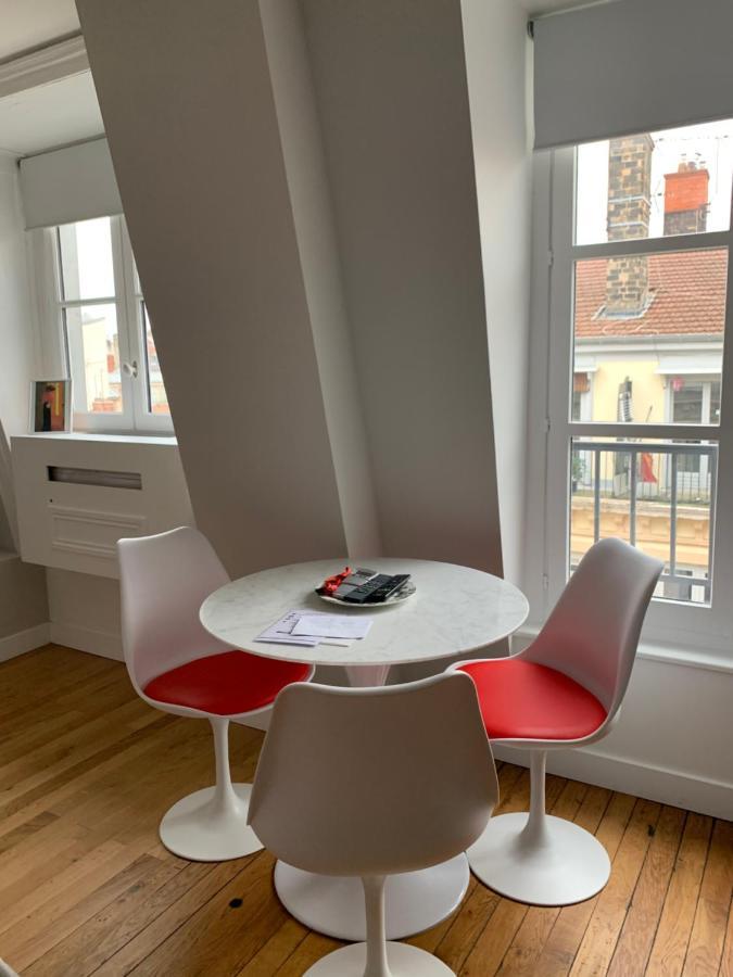 Celect'In Lyon Suites Climatisees Skyview Екстер'єр фото